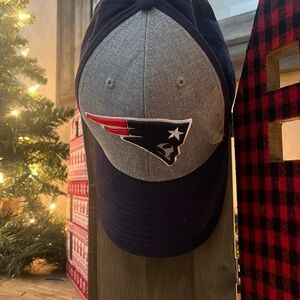 Patriots dual tone hat nfl team apparel- only worn once!